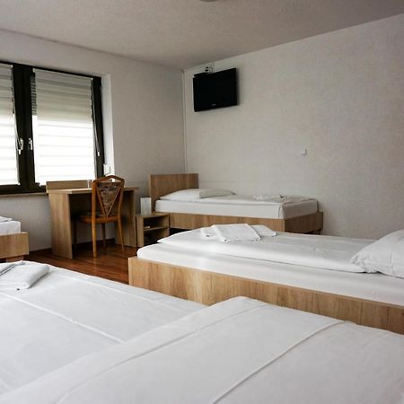 Hotel Kreuz ชเวบิชกมึนท์ ภายนอก รูปภาพ